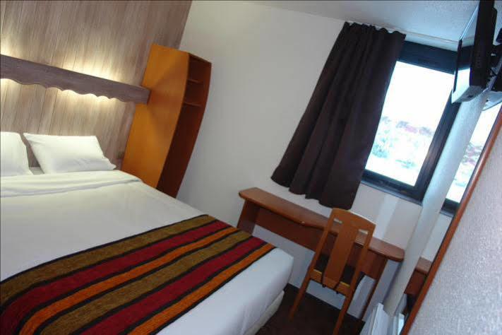 Brit Hotel Chambery Exterior photo